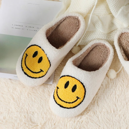 Load image into Gallery viewer, Love Heart Fluffy Slippers
