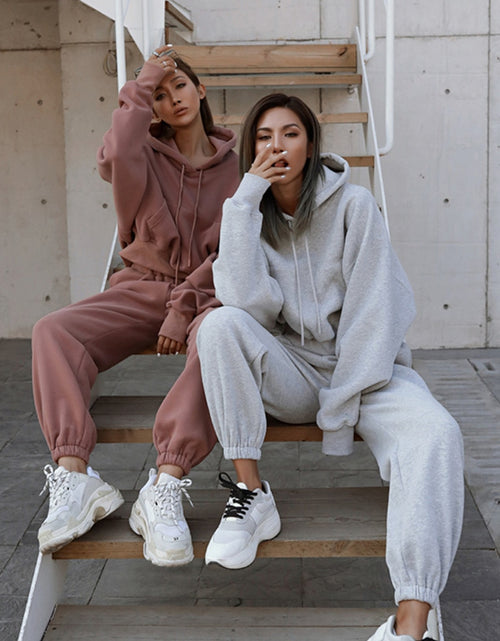 Load image into Gallery viewer, Women Warm Hoodie and Pants Set
